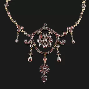 Antique Victorian Bohemian Garnet Necklace