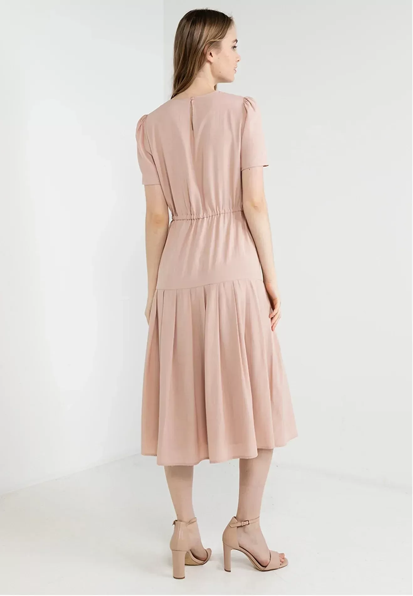 ELLE Apparel Elegance Drawstring Tiered Midi Dress