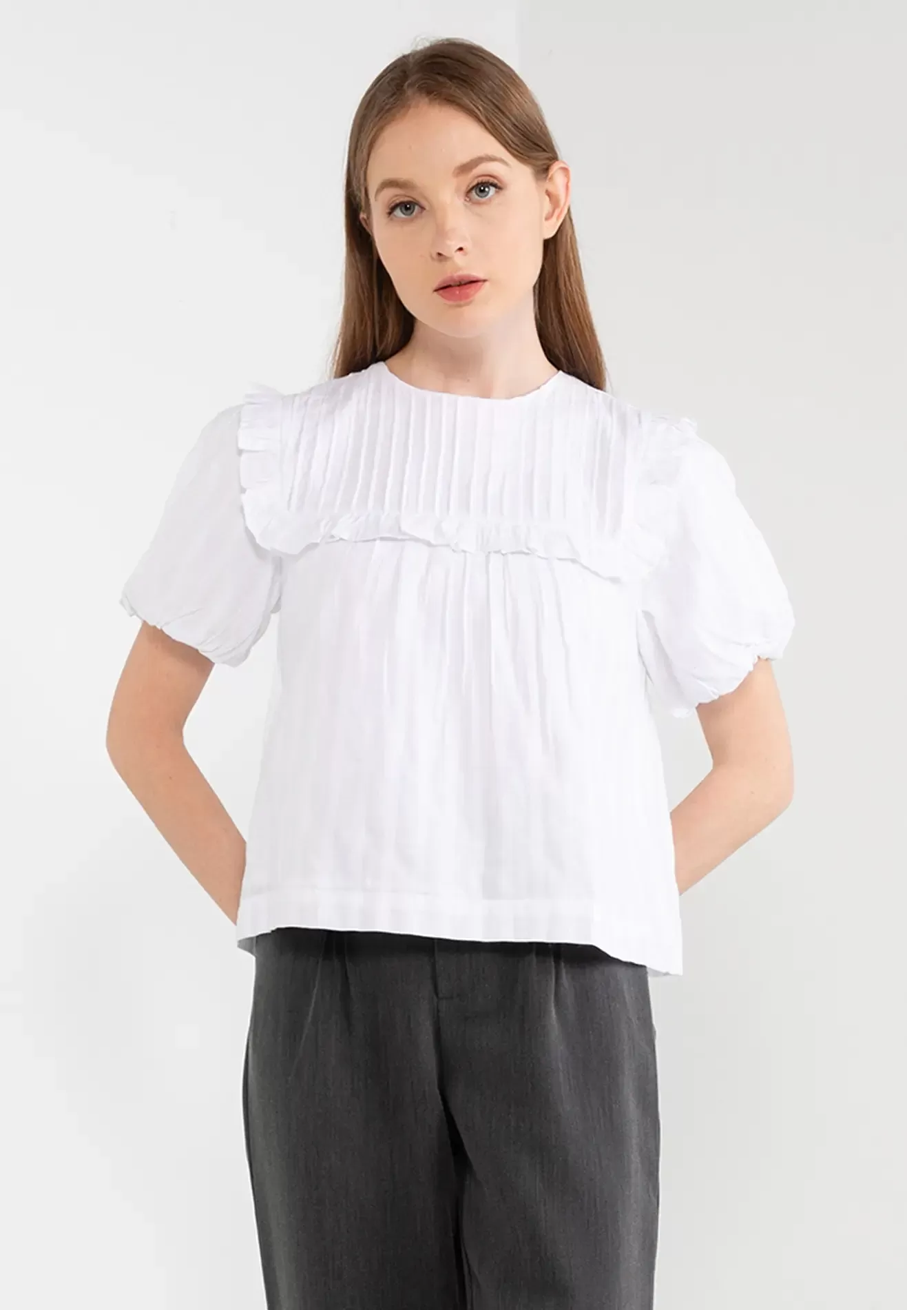 ELLE Apparel Flounce-Trimmed Short Sleeves Blouse