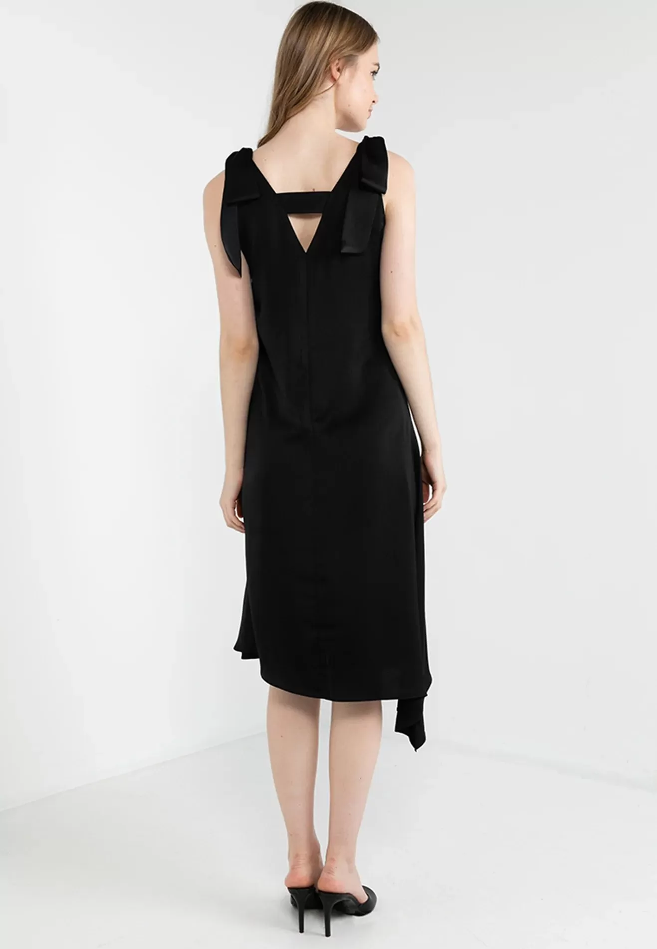 ELLE Apparel Ribbon Tie Shoulder Satin Dress